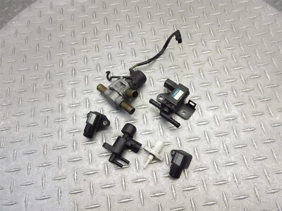 2005 04-08 Honda VTX1800 R3 MAP MAF Air Intake Flow Pressure Sensor Solenoid Lot - Image 1 of 4