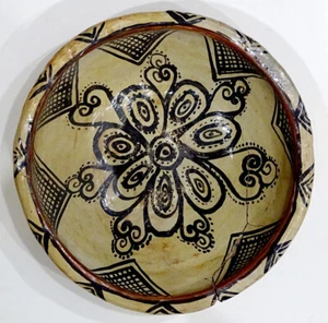 Antique BERBER / KABYLE Terracotta PAINTED Pottery Bowl / AFRICA MOROCCO ALGERIA - Picture 1 of 7