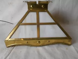 PANTALLA DE LÁMPARA DE VIDRIO DE LATÓN Y ESCORIA ARTESANAL - Imagen 1 de 10