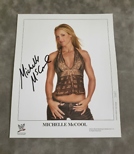 Michelle McCool Signed autographed WWE 8 x 10 Original Promotional Photo