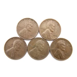 1940 44 45 46 47 Lincoln Wheat Cent Penny Lot- Actual Coins Shown [WCL20] - Picture 1 of 2
