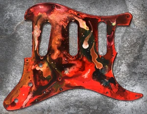 Strat Kratzplatte 11 Loch 3ply SSS handbemalt abstrakt Kratzplatte - Bild 1 von 1