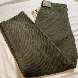 New w/ Tags VTG 90’s Woolrich Moss Green Wide Corduroy Pants Mens 38x32 NOS - Picture 1 of 8