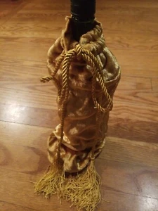 Quadratische große elegante goldene Weinflaschentasche Nikolaus kostenloser Versand  - Bild 1 von 4