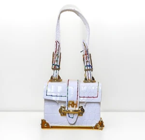 Arco Iris Alto Fantástico Moda Amaya Raine Muñeca Conjunto Cuero Dorado Blanco Cartera - Imagen 1 de 3