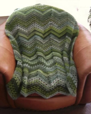  NEW HAND CROCHET GREEN MULTI COLOR RIPPLE AFGHAN LAP BLANKET THROW - Image 1 of 4