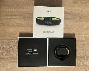 Nike + Fuelband SE Activity Tracker Fitness Band Black/Volt Small New - Picture 1 of 1