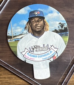 2019 Topps Heritage Ronald Acuna Jr RC 1970 Topps Stars Candy Lids Rookie #30