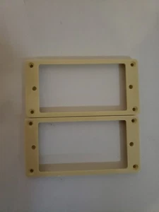 Pair of Humbucker Pickup Rings Trey - Cream Colored - Picture 1 of 2