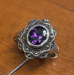 Vintage 925 Sterling Silver Art Deco Amethyst & Marcasite Gemstone Ring Size 8.5 - Picture 1 of 12