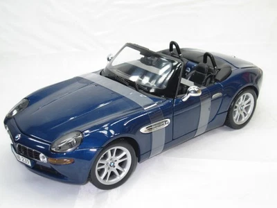BMW  Z8 CONVERTIBLE METALLIC DARK BLUE  NEW IN BOX 1:18. - Image 1 of 4