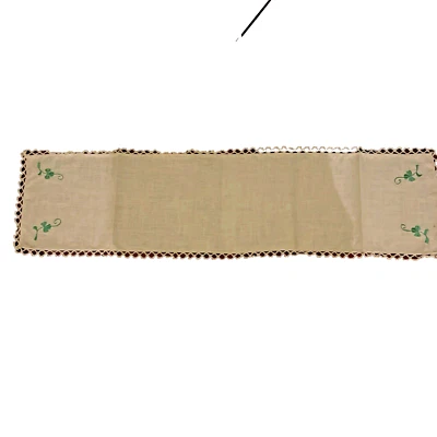 Mesa auxiliar vintage irlandesa de lino bordado y encaje en caja Irelan sin usar Foto 1 de 4