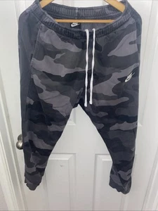 Nike Men's Gray Camo Joggers Pants Size Medium - Picture 1 of 5