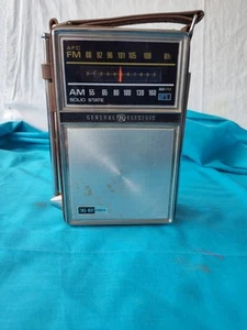 Seltenes Vintage General Electric FM/AM Radio Zustand in der Beschreibung lesen - Bild 1 von 9
