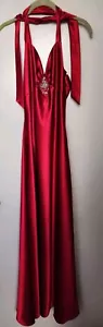 Royalty rotes Satin Neckholder Kleid/Kleid Größe M 9/10 verzierte Strassdetails - Bild 1 von 6
