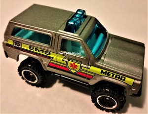 2023 MATCHBOX CITY DRIVERS II 70TH 5 PACK EXCLUSIVE - 1989 CHEVY BLAZER 4X4