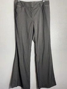 Pantalones acampanados New York & Company City elásticos negros a rayas tiro medio pierna ancha 8 - Imagen 1 de 8
