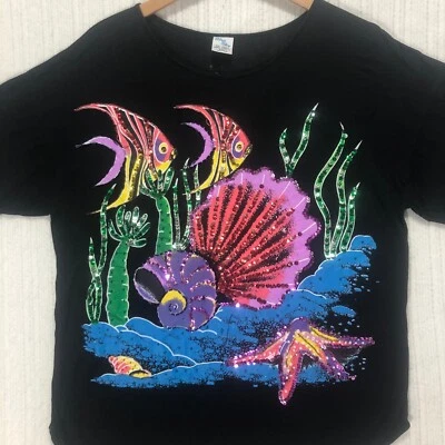 Camiseta Lentejuelas Cielo Azul Pez Tropical Gráfico Novedad Camiseta Hecha a Mano Foto 1 de 4