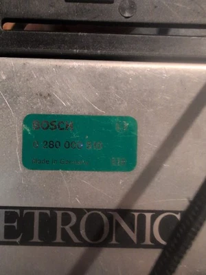 Volvo 240 1989-1993 placa de circuito LH 2,4 dañada sin probar Foto 1 de 4