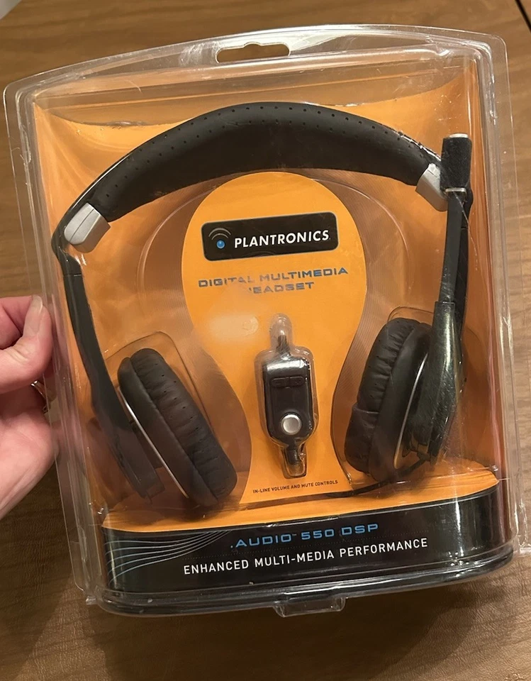 Plantronics  Audio 550 DSP Ultimate Performance   Black Headset Sealed - Image 1 of 4