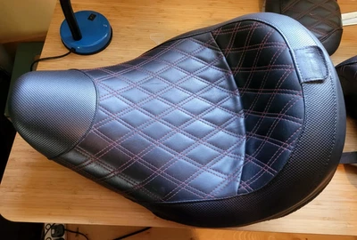 Mustang seats and back rests for Indian Chieftain, Roadmaster, Springfield, - Image 1 of 4