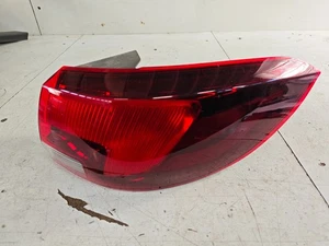 Rückleuchte außen rechts Schlußleuchte Hecklicht Original Opel Astra K 39077375 - Bild 1 von 24