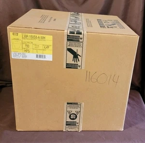 Hubbell LWP-150S8-A-WH Low Bay 150W Pulse Start Metal Halide - Picture 1 of 12