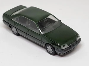 Opel Omega GLS dunkelgrün  von Herpa Modellauto (10A) - Bild 1 von 2