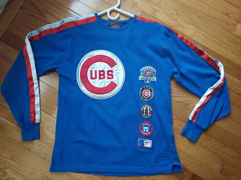 Red Jacket Clothing Co Chicago Cubs Long Sleeve Shirt W/ Patches Large Cover