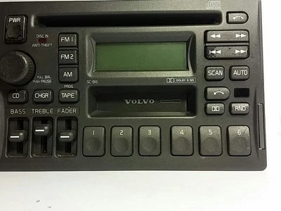 2000 OEM VOLVO AWD SE XC70. RADIO. CD PLAYER. DISC. AM/FM PLAYER. 3533771-1, 816 - Image 1 of 4