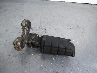 REPOSAPIÉS DELANTERO DERECHO YAMAHA FJ1200 3XW MODELO ABS Foto 1 de 2