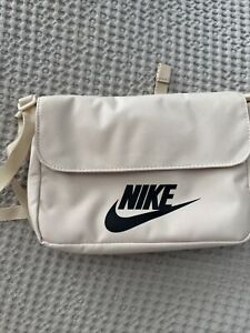 Nike Sportswear Futura Mini Pack Unisex Crossbody Bag Casual Beige CW9300-010