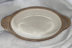 VINTAGE REGO OVAL 1 QT STONEWARE CASSEROLE DISH 6" X 4" w/ TABS Brown Speck - Picture 1 of 4