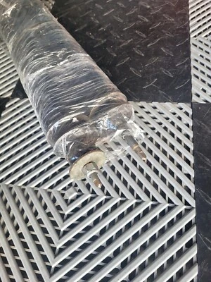 Amortiguador de puntal de suspensión trasera Mercedes E320 2003-2009 Foto 1 de 4