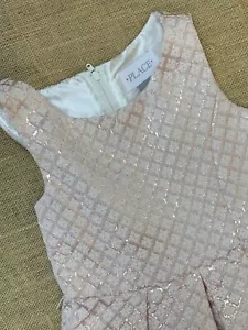 Elegante vestido tejido en celosía rosa suave y dorado metálico The Children's Place * 4T - Imagen 1 de 5