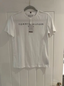 Tommy Hilfiger Ladies Essential T Shirt Size 14 BNWT - Picture 1 of 8