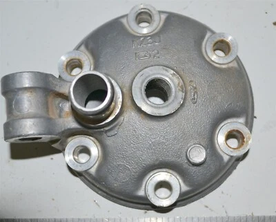 Honda CR 250R Cylinder Head Cap Lid Dome 12201-KZ3-860 1992-1996 - Image 1 of 4