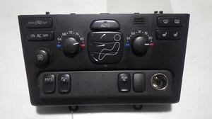 04 VOLVO XC90 CLIMATE Controller - Picture 1 of 5