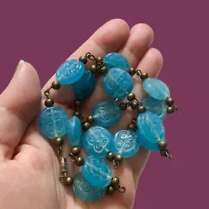 Esclusiva collana in vetro blu vintage con fiori non firmati Miriam Haskell? - Foto 1 di 8