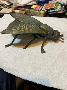 Messing Fliegenaschenbecher Klappflügel Seitenhalter Aschenfach Vintage beschädigt - Bild 1 von 6
