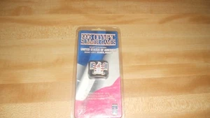 Olympic Games Collector Pin - 1996 USA Host Country - new in package - Picture 1 of 3