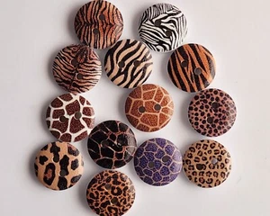 6 x 15mm Animal Print Wooden Buttons (Choose your buttons) - Picture 1 of 18