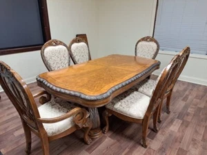 Michael Amini Paradisio Dining Set - Picture 1 of 2