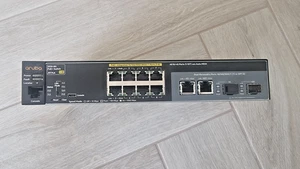 Commutateur réseau géré HP Aruba J9774A 2530-8G PoE+ Gigabit 10 ports. Sans alimentation. - Photo 1/3