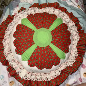 Vintage Handmade Quilted Patchwork Round Floral Throw Pillow - Picture 1 of 7