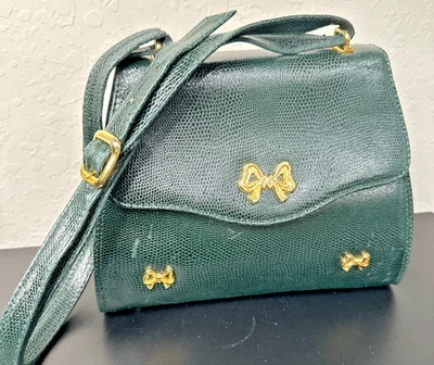 Mini bolso de hombro Arnold Scaasi de cuero verde con lazos dorados vintage Foto 1 de 4