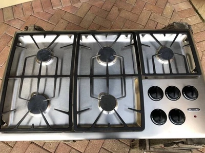 Thermador 36 дюймов газовая варочная панель из нержавеющей стали 5 горелок SGCS365R очень низкая функциональность - Изображение 1 из 4