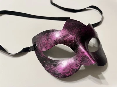 Masquerade Mask  Antique Purple Goth  Plastic Halloween Costume New - Image 1 of 2