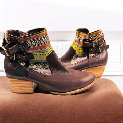 Cat Footwear Women’s Ankle Boots Size 9 Multicolor Knit Western Boho Style - Image 1 of 4