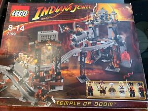 LEGO INDIANA JONES TEMPLE OF DOOM SET 7199 + BOX